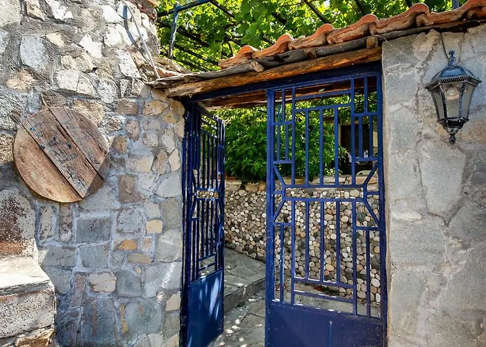 Mountain Maries (Thasos)